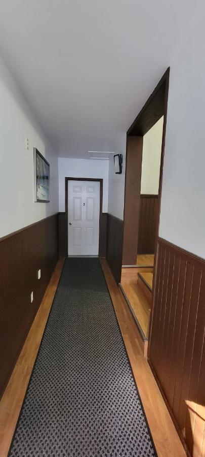 Hotel Fleurs Karaibes Saint-Alexandre-de-Kamouraska 外观 照片